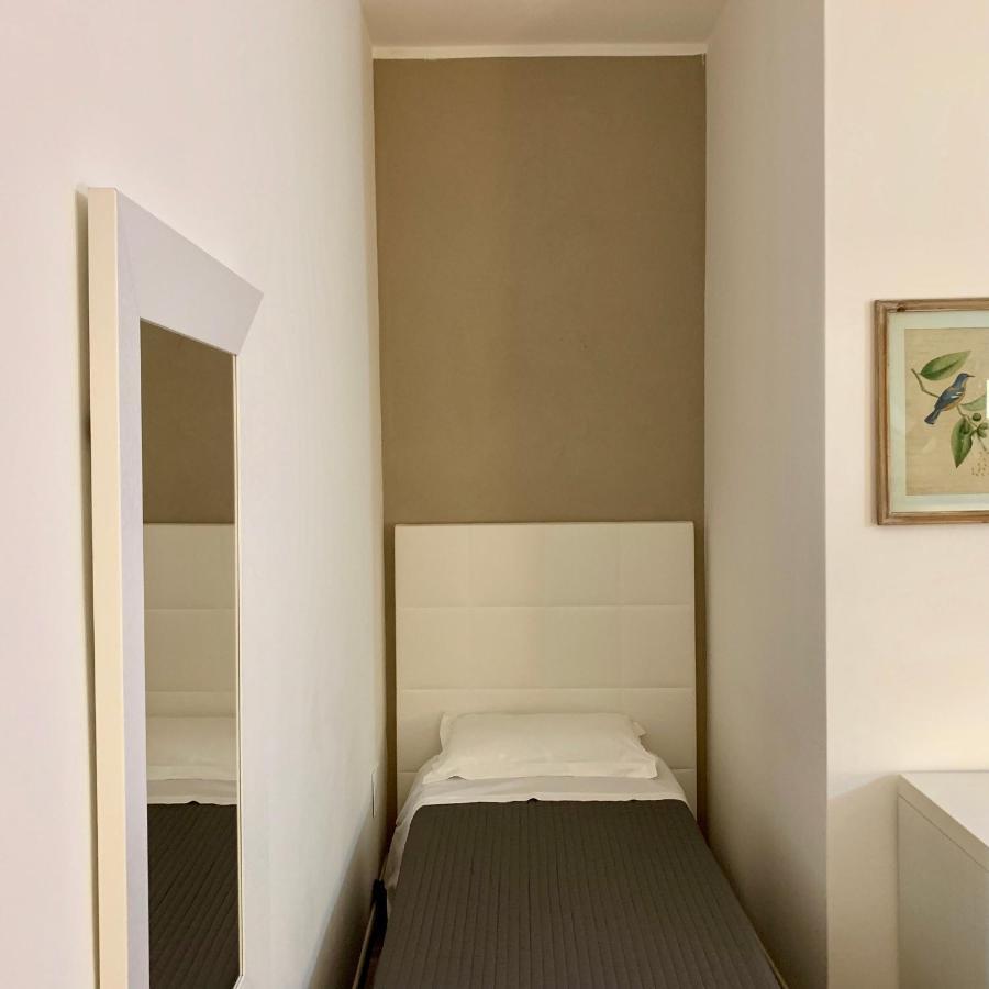 Aquarama Rooms & Apartments Torre Squillace Exterior photo